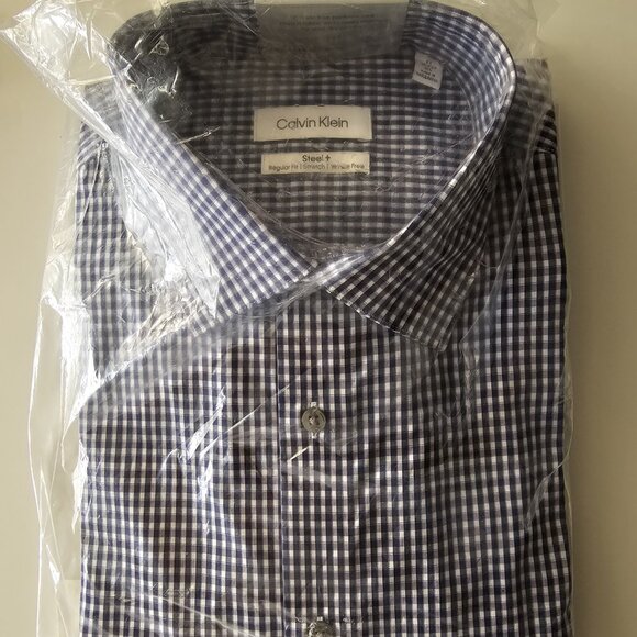 $80 Calvin Klein Men Regular-Fit Plaid Print Stretch Dress Shirt - Picture 2 of 6